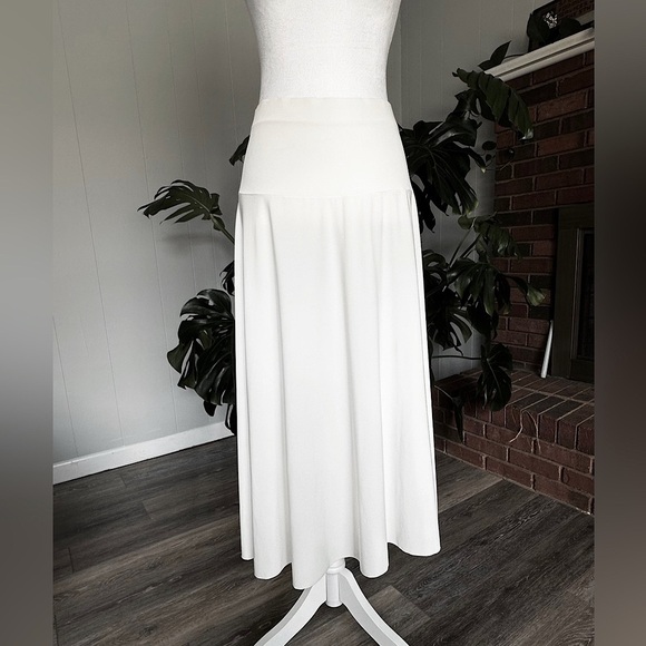 🛍️. Valentina one-size wide-waist & stretch comfy skirt Excellent condition - Picture 2 of 5